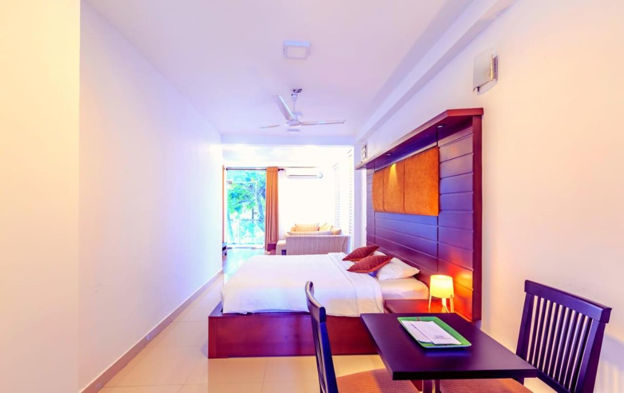 키리바스고다 Oak Residencies 빌라 외부 사진