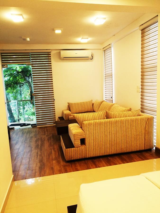 키리바스고다 Oak Residencies 빌라 외부 사진